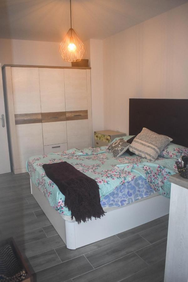 A Un Salto Del Mar Wifi Apartment La Mareta Exterior photo
